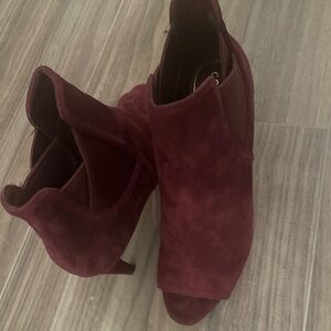 Cole haan peep toe suede booties